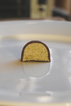 画像3: アンティカ・ドルチェリア・ボナイユート　チョコレート"プラリネ・アル・ピスタッキオ"(2粒)