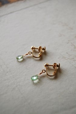 画像2: herbário【天然石・希少】アフガンペリドットのイヤリング【ピアスに変更可能】