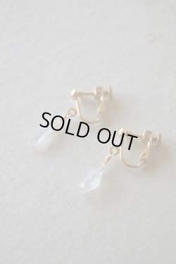 画像4: herbário【天然石・希少】ロイヤルブルームーンストーンのイヤリング【ピアスに変更可能】