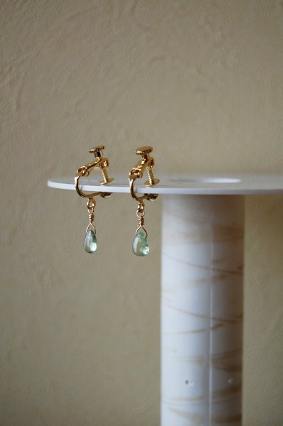 画像3: herbário【天然石・希少】アフガンペリドットのイヤリング【ピアスに変更可能】 (3)